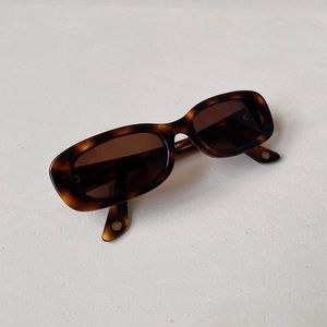 Chanel tortoise shell sunglasses